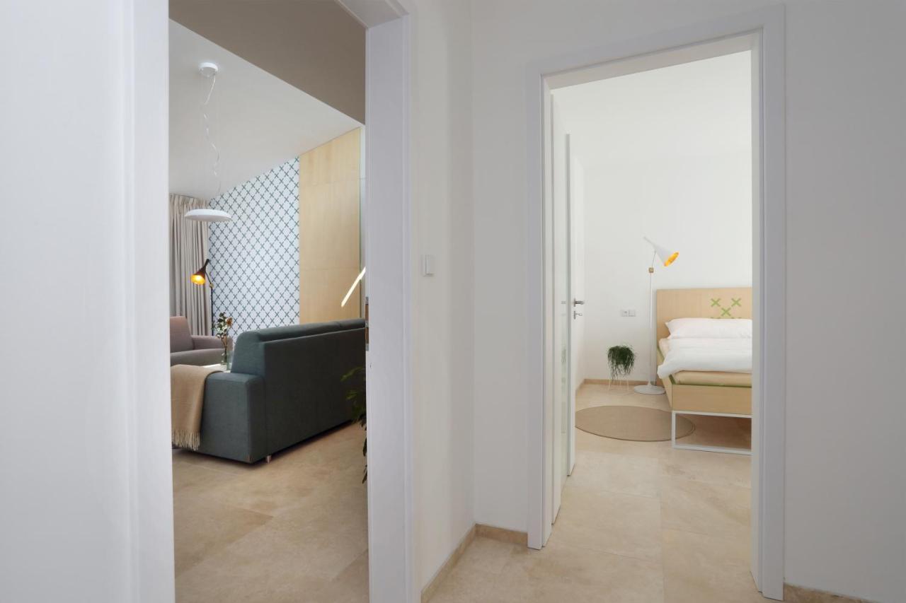 Apartmany Omega Ланшкроун Экстерьер фото